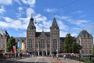 Amsterdam’s Rijksmuseum (Wikimedia Commons) 