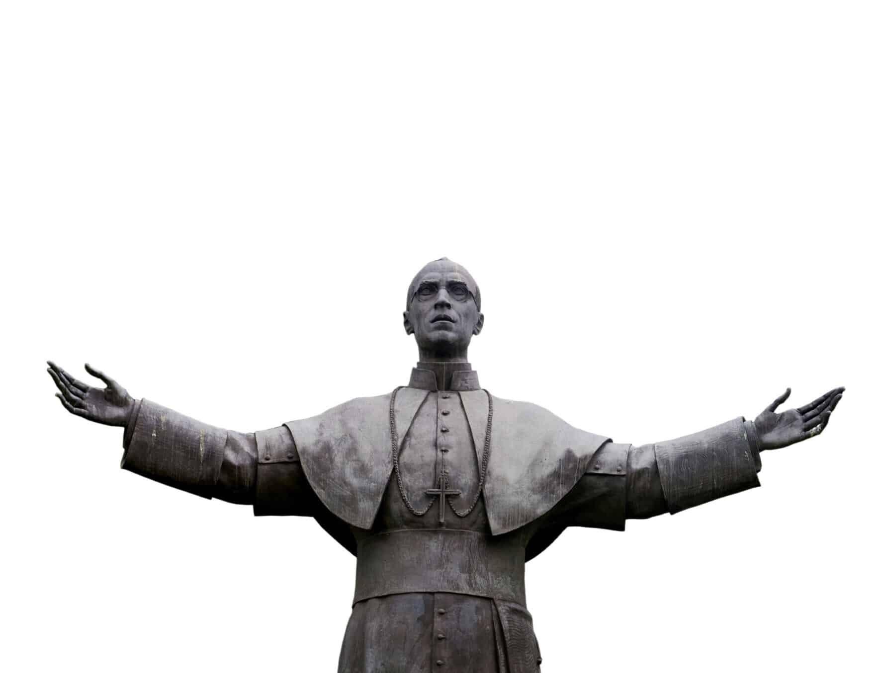 Debunking the Myth of ‘Hitler’s Pope’