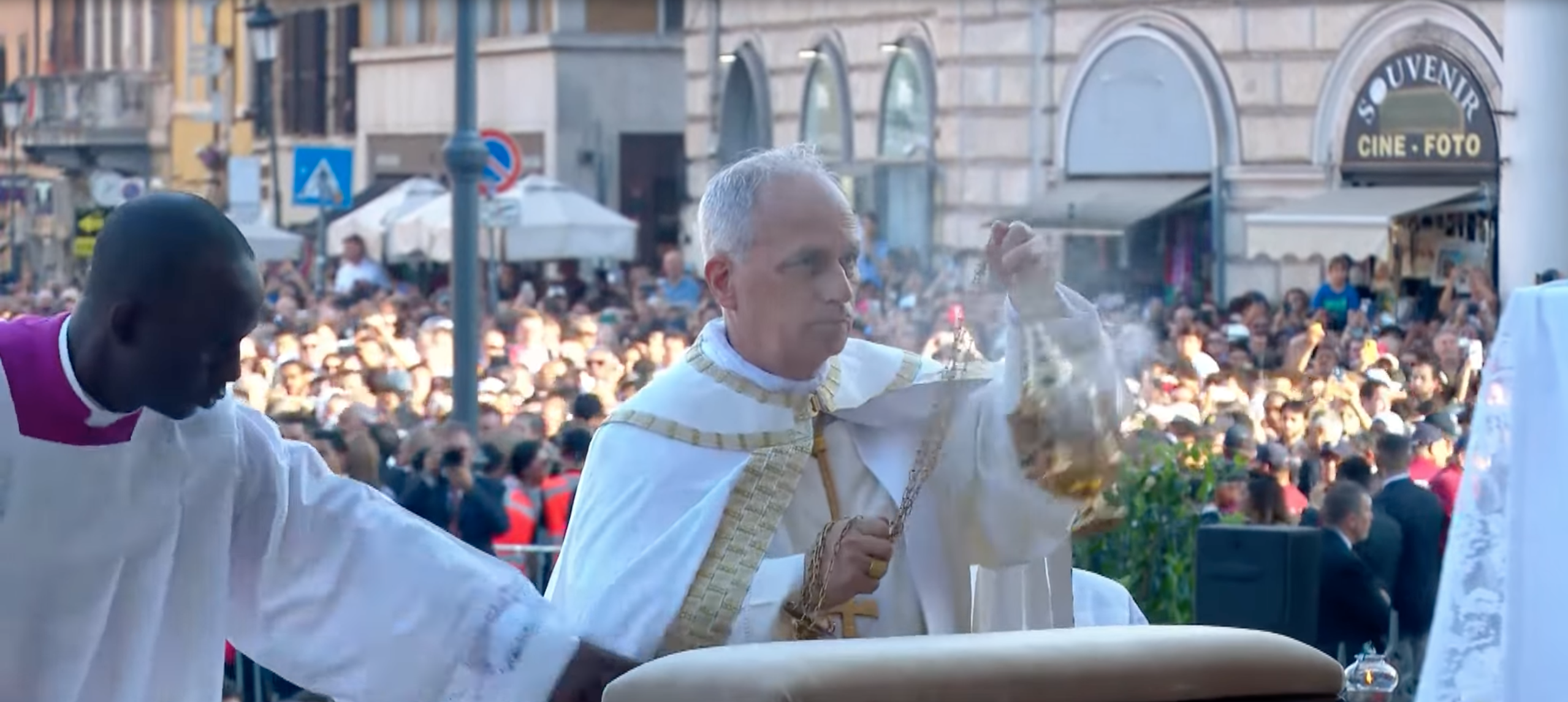 Pope Leo XIV leads Eucharistic Benediction (EWTN/YouTube)