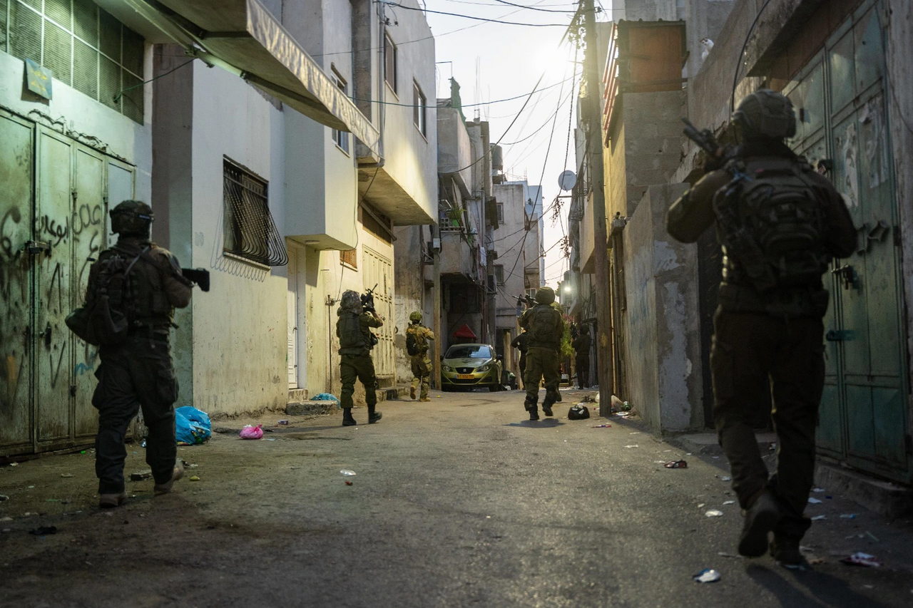 Israel's War Objectives Challenged by US-Iran Negotiations While embattled in southern Lebanon, Israel must face the new concessions handed to Tehran as US-Iran negotiations get underway in Switzerland.